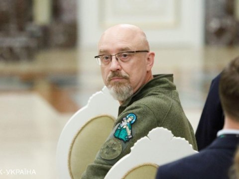 Reznikov: Vəziyyət çətindir, amma...