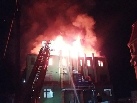 Oğuzda şadlıq sarayında YANĞIN