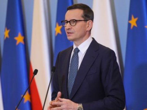 Ukraynaya F-16-lar verməyə hazırıq - Polşa baş naziri