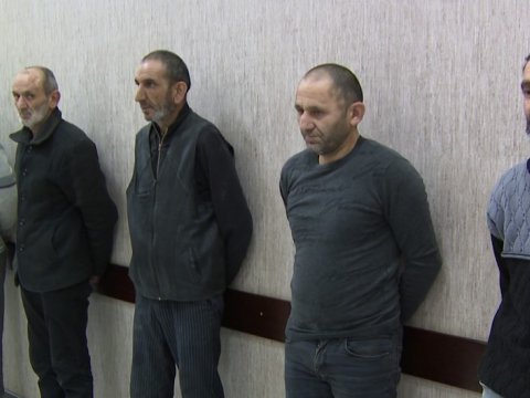 Polis Abşeronda əməliyyat keçirdi - 5 nəfər tutuldu