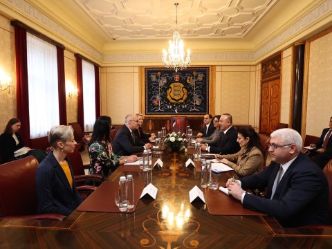 Çavuşoğlu Estoniya liderini Antalyaya dəvət etdi - FOTO