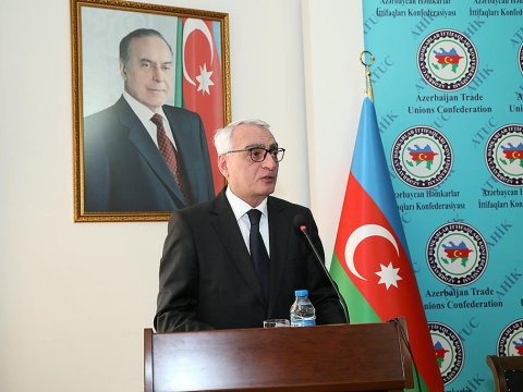 “Heydər Əliyev və Azərbaycan gəncləri” mövzusunda konfrans