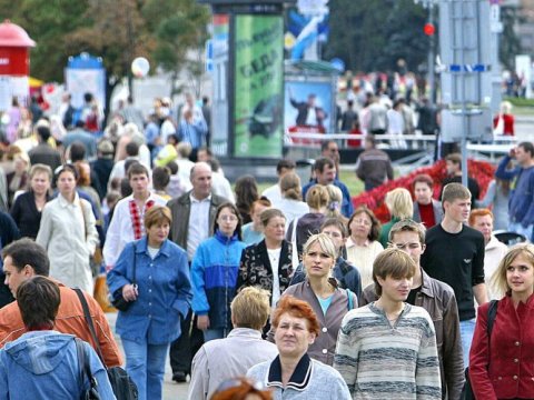 Rusiya əhalisi yarım milyon AZALIB