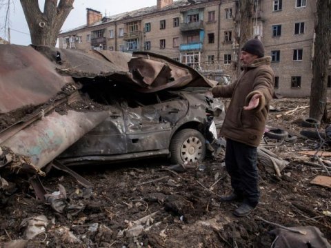 Ruslar Çerniqovu vurdu - Ölənlər var