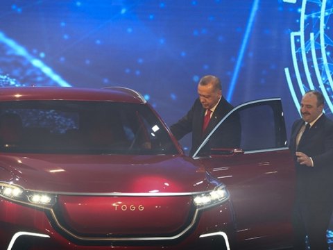 İkinci “Togg” elektromobili İlham Əliyevə veriləcək