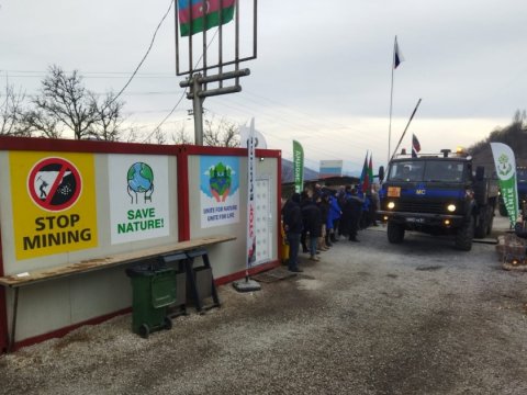 Yanacaq daşıyan maşınlar Xankəndidən Laçına keçdi