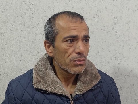 “Kalaşnikov”u 2 min manata satarkən ələ keçdi - FOTO