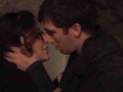 Azərbaycan filmlərinin “qayçılanan” kadrları: öpüşmə, qucaqlaşma - VİDEO