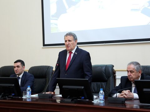 Gənc alimlər üçün Akademiya mükafatı təsis olundu