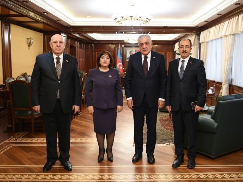 Sahibə Qafarova Şamil Ayrımla görüşdü 