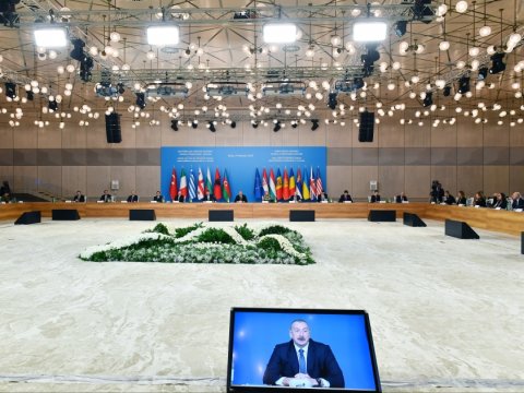 Qaz ehtiyatlarımız ən azı yüz il kifayət edəcək - İlham Əliyev