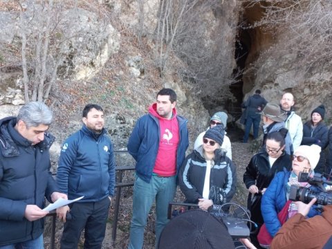 Beynəlxalq səyyahlar Laçın yolundakı aksiyanı müşahidə ediblər - YENİLƏNİB