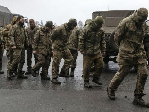 Rusiya 63 əsirini Ukraynadan geri aldı