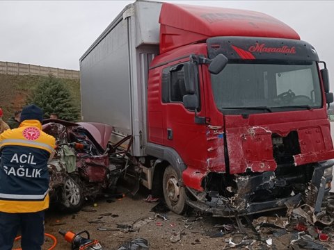 Bursada ağır qəza - 5 nəfər öldü