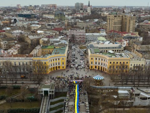 Odessada sakinlərin 40 faizi işıqsız qalıb
