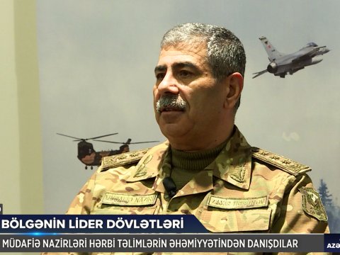 Zakir Həsənov Hulusi Akarla nələri müzakirə edib? - Nazir açıqladı