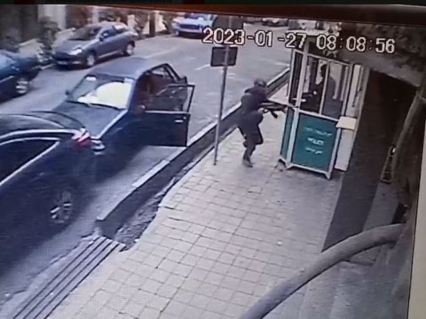 “Bir addım irəli gələn kimi atəş açdı” - Səfirlikdə yaralanan Mahir danışdı