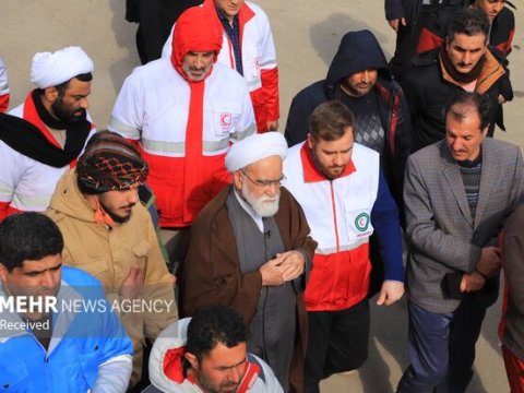 Xameneinin nümayəndəsi azərbaycanlıların yanına gəldi