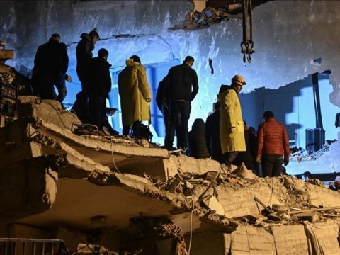 Dağıntılar altından çıxarılanların sayı açıqlandı