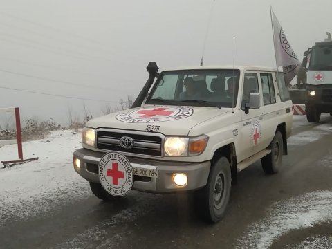 BQXK-nin maşınları yenidən Laçın yolundan keçdi