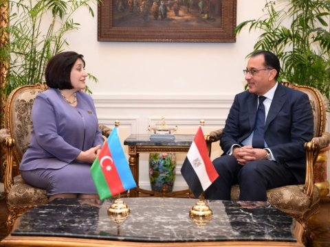 Sahibə Qafarova Misirin Baş naziri ilə görüşdü