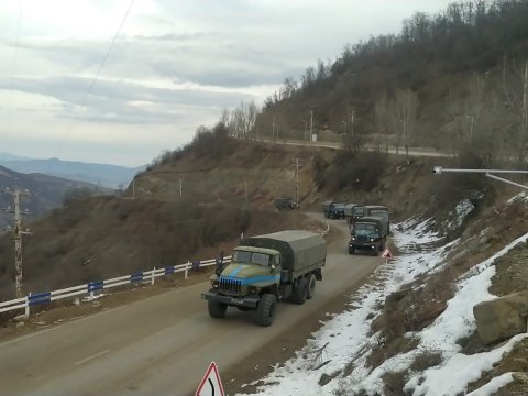 Bu gün sülhməramlıların 63 maşını Laçın yolundan keçib