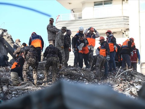 Ermənistan Türkiyəyə xilasedicilər GÖNDƏRİR