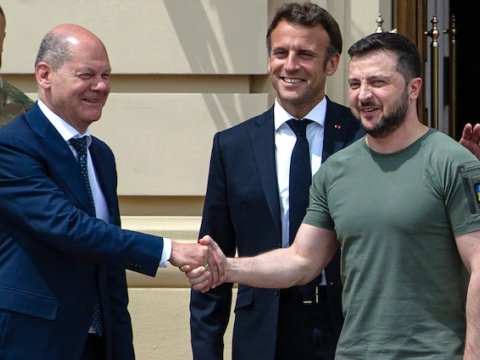 Zelenski Şolts və Makrondan yardım İSTƏYİB