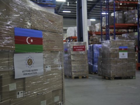 Mehriban Əliyevanın göstərişi ilə göndərilən yardım Qaziantepə çatdı - VİDEO