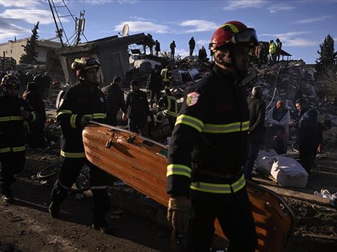 Saatlar ötdükcə ümidlər də ölür – Türkiyənin 4 günü