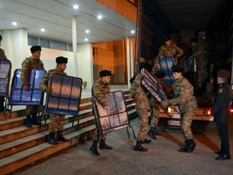 Türkiyəyə növbəti yardım göndərildi