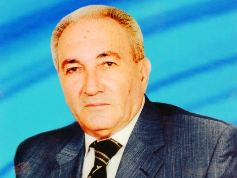 Kəlbəcərli ziyalı 80 illik yubileyini qeyd edir