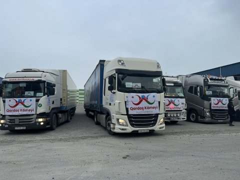 Növbəti 40 yardım yük maşını zəlzələ bölgəsinə çatıb - Səfir
