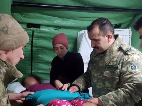 Hərbi həkimlərimiz Kahramanmaraşda 17 nəfəri əməliyyat edib