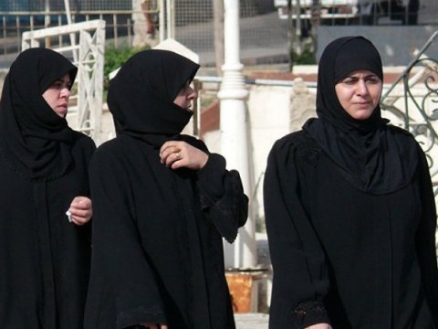 Din xadimi olmaq istəyən qadınların NƏZƏRİNƏ