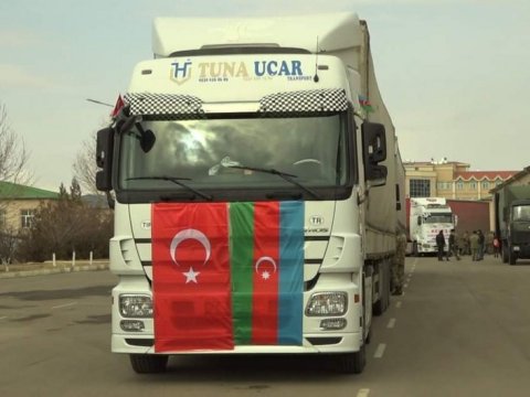 Naxçıvandan Türkiyəyə daha 4 TIR yardım göndərildi