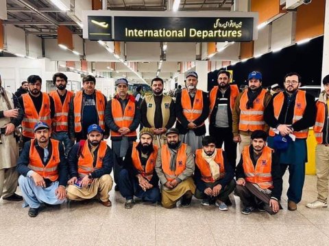 Pakistan Türkiyəyə əlavə xilasedici və həkimlər göndərir