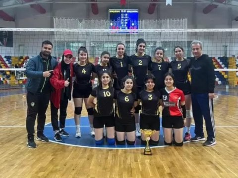 Daha iki voleybolçu zəlzələdə həlak olub