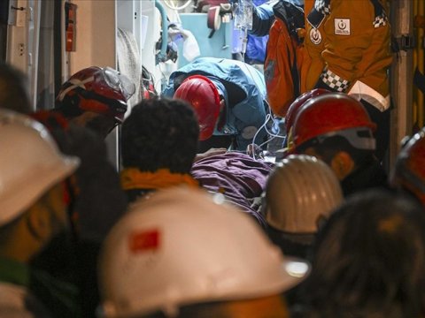 138 saat sonra xoş xəbər: Ata, ana və oğul xilas edildi 