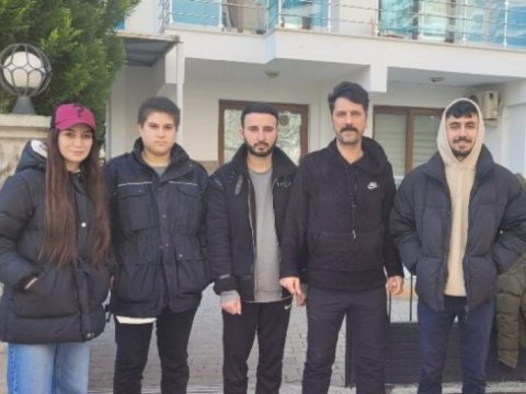 Zəlzələdən əziyyət çəkən azərbaycanlıya sığınacaq verildi