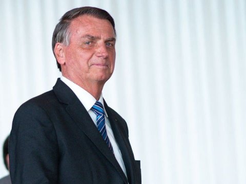 Sabiq prezident ABŞ-dan qayıtmaq istəyir 