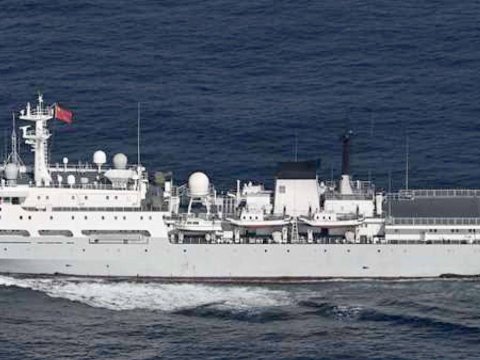 Çin gəmisi Yaponiyanın ərazi sularına daxil olub