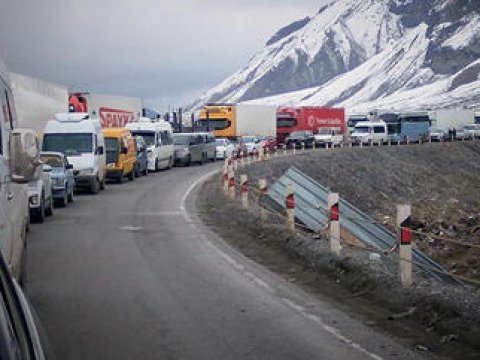 Rusiya ilə Ermənistanı birləşdirən yol yenə bağlandı