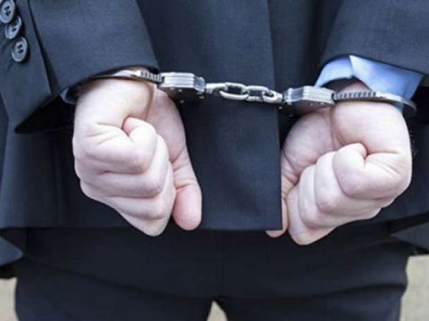 Keçmiş səfirlik işçisi mənimsəmədə İTTİHAM OLUNUR