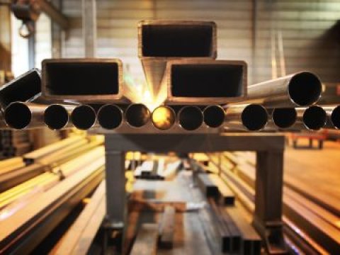 Zəlzələ metallurgiya sahəsinə ciddi ziyan vurub