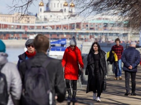 Qərbin sanksiyalarından qaçan ruslar “erməniləşir”