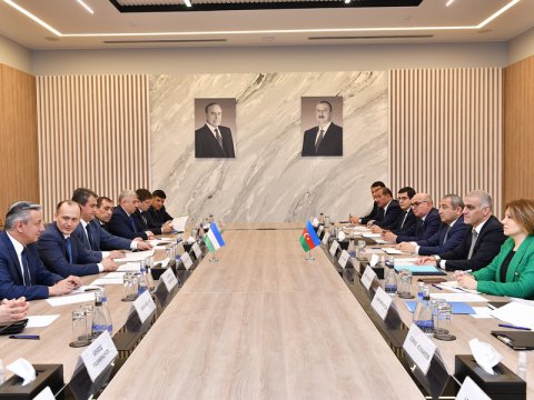 Özbəkistan nümayəndə heyəti ölkəmizdə səfərdədir