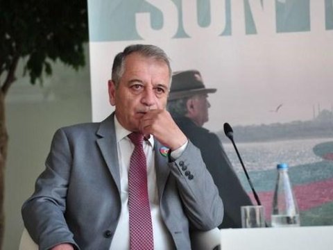 Yol qəzasında ölən müəllim tanınmış jurnalistin yaxınıdır