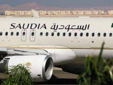 11 il sonra Səudiyyə təyyarəsi Əsəd Suriyasına gəldi - Zəlzələyə görə...