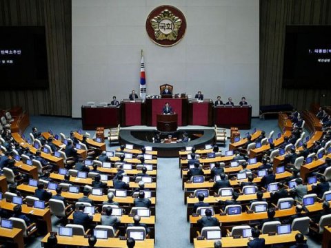 Koreyalı deputatlar maaşlarının 3 faizini Türkiyəyə göndərəcək